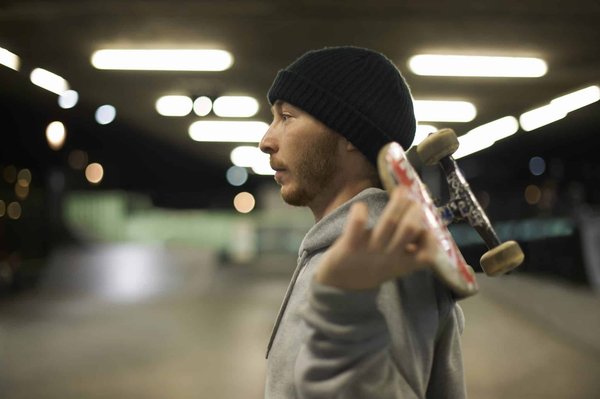 Comment apprendre à pratiquer le skate électrique ?